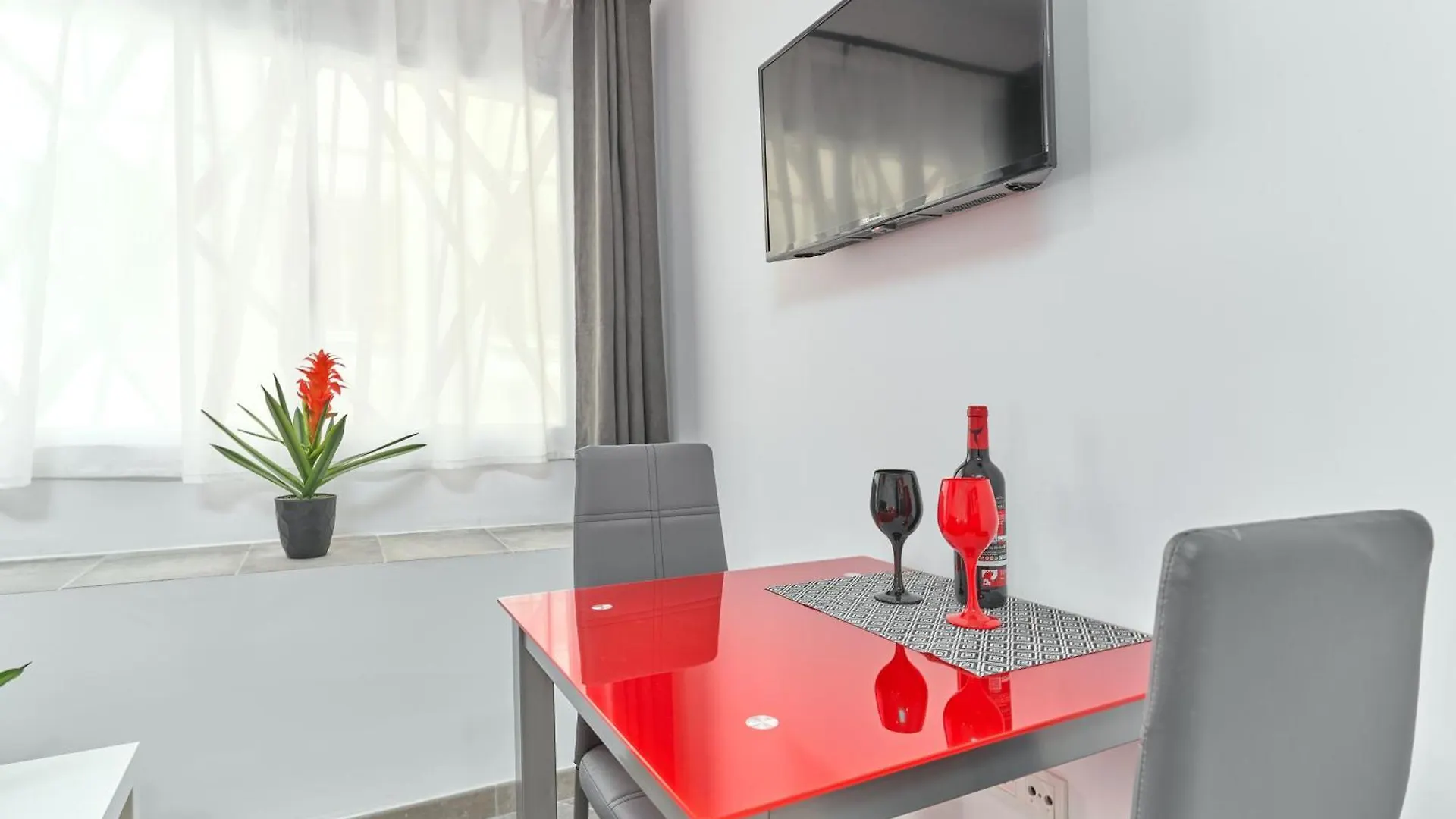 Nerja Boutique B1 Street Level Apartment