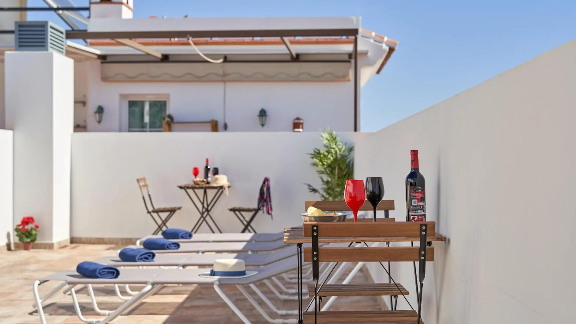Nerja Boutique B1 Street Level Apartment