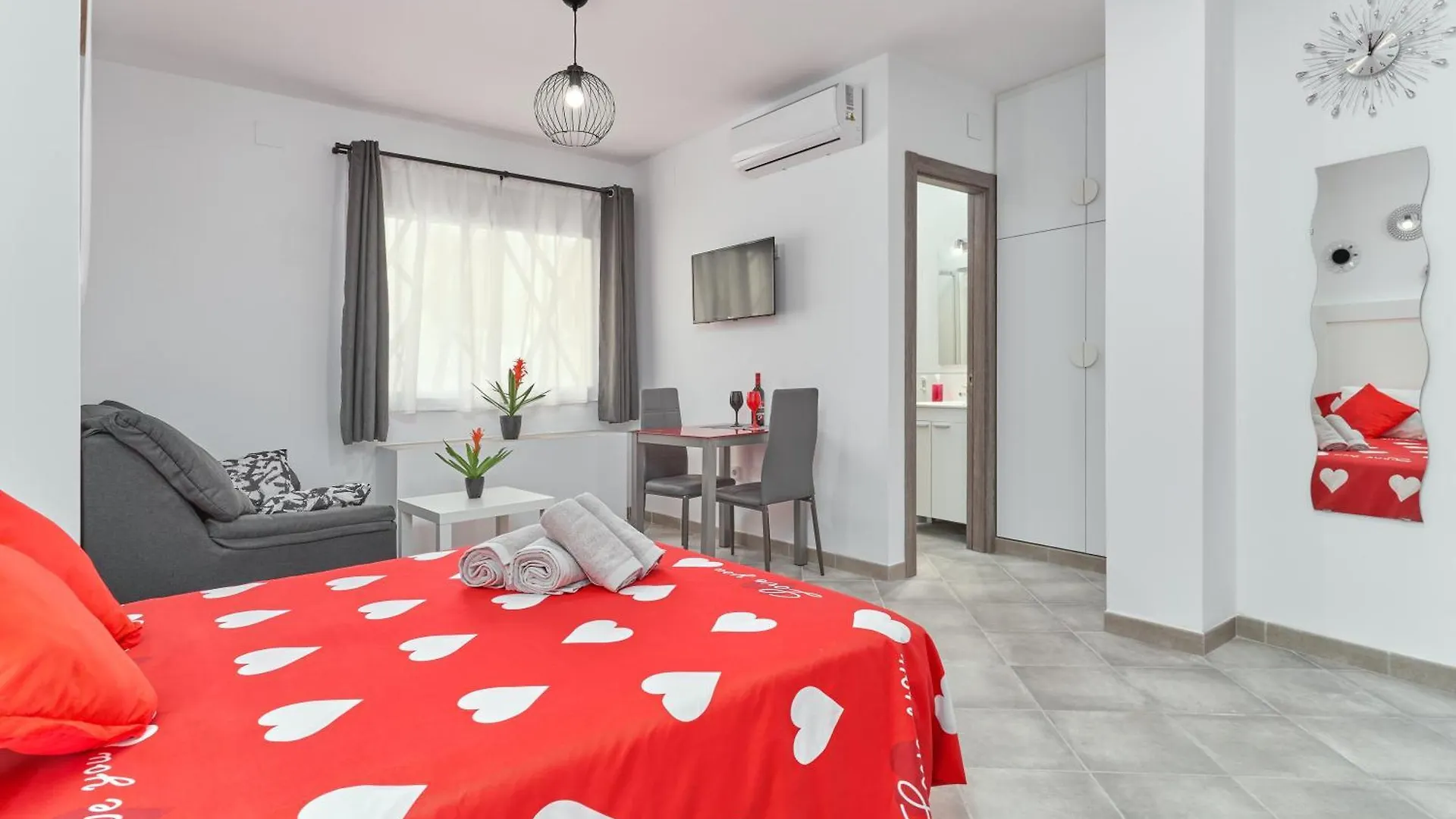 Nerja Boutique B1 Street Level Apartment